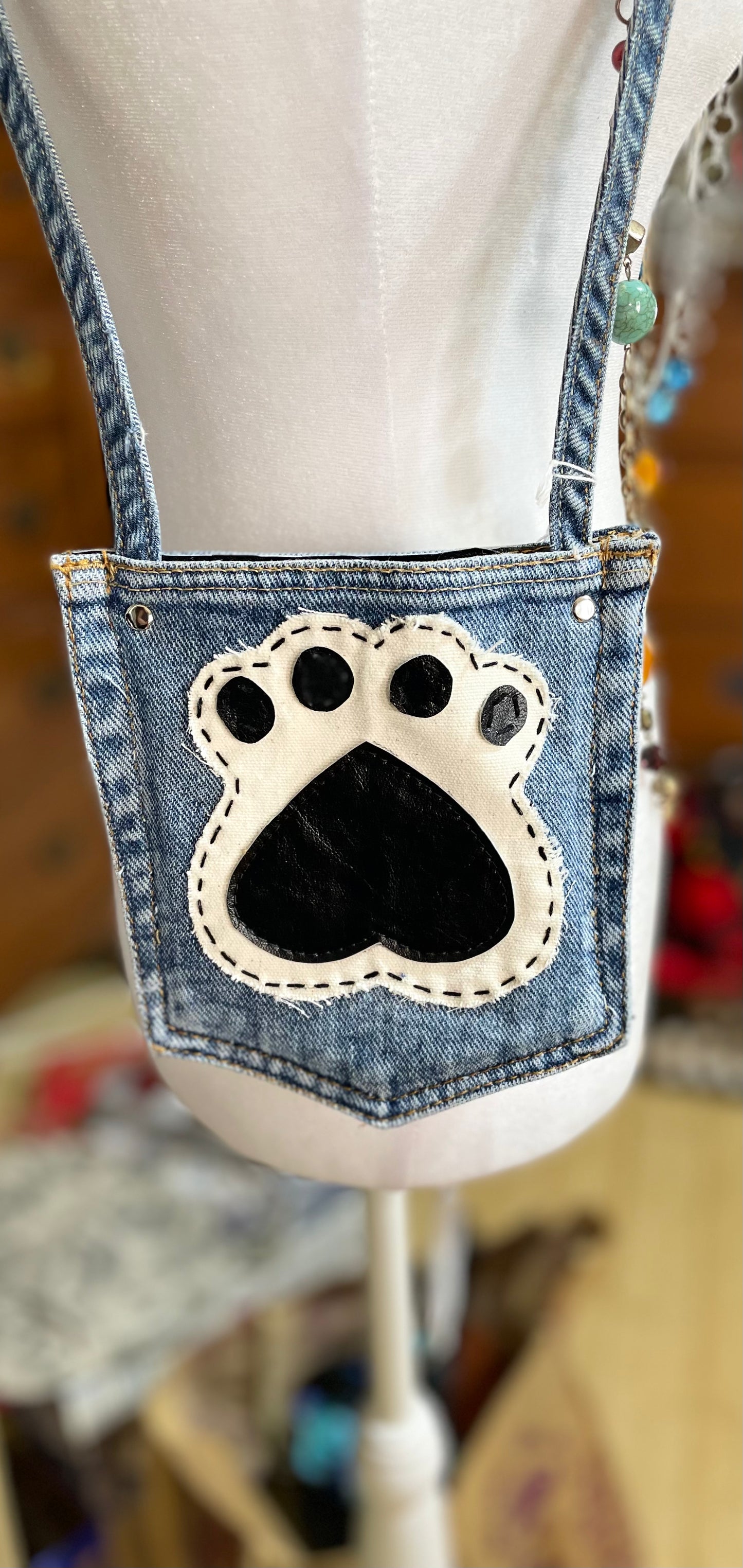 Puppy Paw Print Pouch
