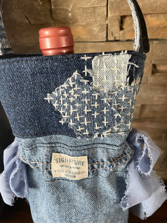 "Bow"tiful Wine Bag Artisan