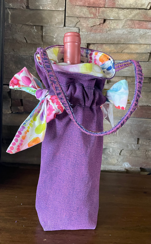 "Bow"tiful Wine Bag