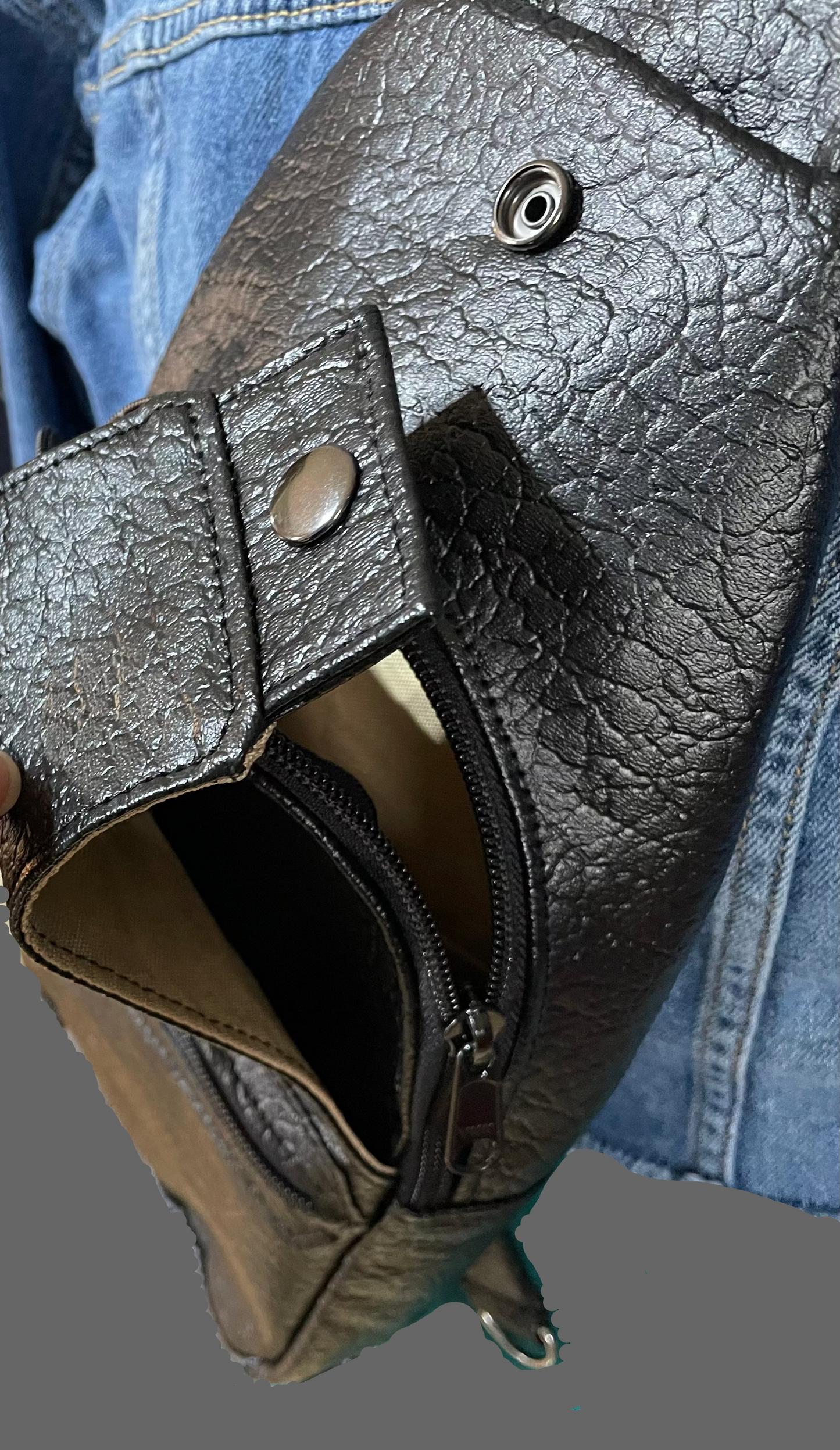 Sling-Men's Black Textured